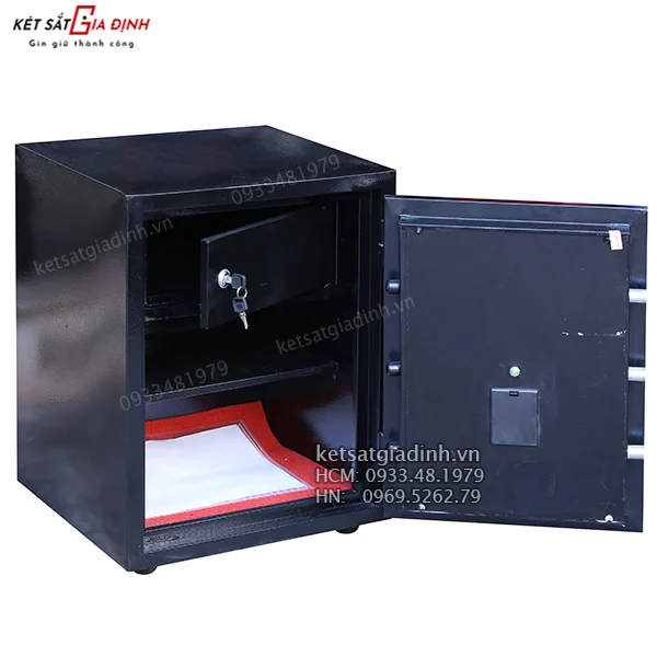 Két sắt mini khóa vân tay Kim Bảo KBF56 chống cháy 4 không gian bên trong két sắt chống cháy