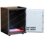 Két sắt khoét lỗ công đức VE590-KN