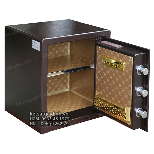 Bên trong két sắt vân tay nhập khẩu BGX-5D1 45F