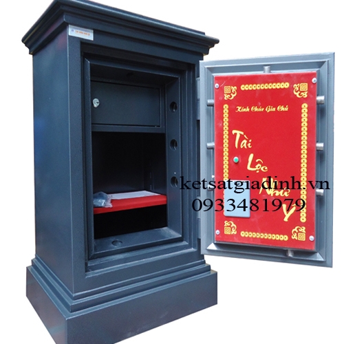 Bên trong két sắt Goldbank GE99 khóa điện tử