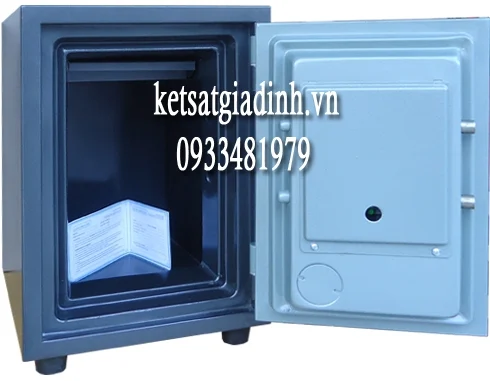 Két sắt chống cháy Goldbank GSE-100D điện tử báo động 2 Két sắt chống cháy Goldbank GSE-100D điện tử báo động 2