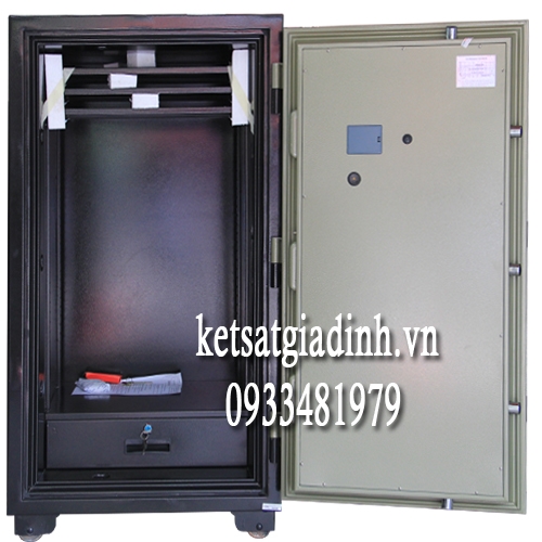 Bên trong két sắt Gudbank GB1200AB