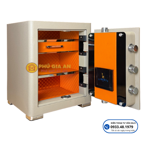 Nội thất bọc da sang trọng của két sắt Liberty LB50-PRO