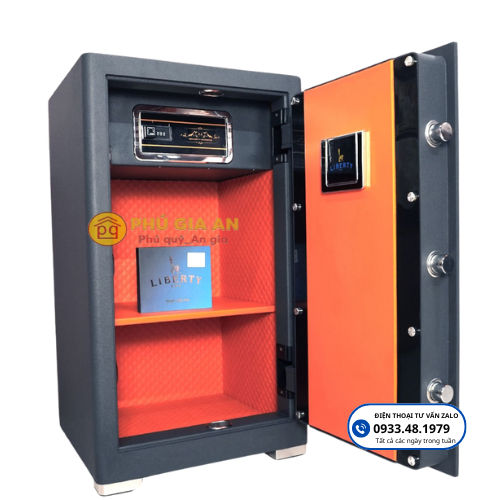 Nội thất bọc da sang trọng bên trong két sắt Liberty