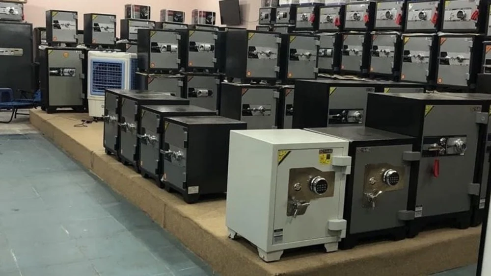 Két sắt mini dưới 1 triệu – Có gì đáng mua? 3 Két sắt mini dưới 1 triệu – Có gì đáng mua? 3