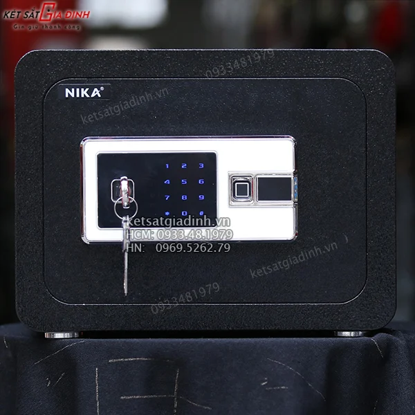 Két sắt mini thép tấm vân tay điện tử Nika KNF380 3 chốt khóa đúc đặc chống cạy phá của két sắt nika