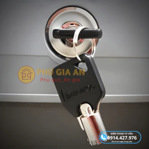 HỘP LƯU TRỮ SENTRY SAFE CHW20201 8 ket sat di dong nhap khau my sentry chw20201 8